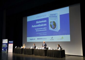 Mário Passos e Joaquim Carneiro publicam proposta para mudança do paradigma energético em Portugal