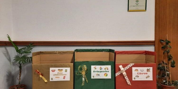 Em tempos difíceis ajudar pode ser a melhor solução neste natal