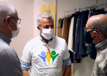 Associação Juntos por Famalicão recebe 2.500 peças de roupa do CITEVE