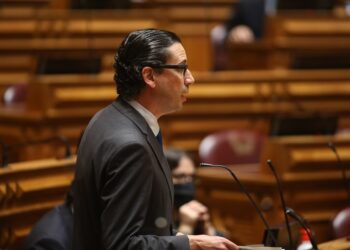 Nuno Sá assinala ao governo a necessidade de apoiar a imprensa local