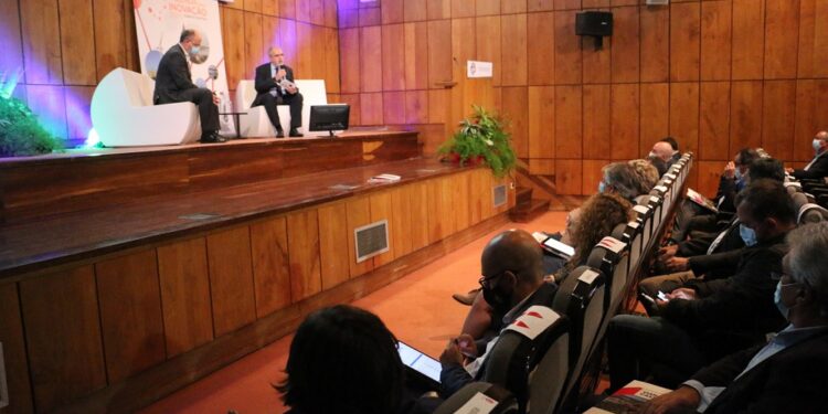 Pelo reforço de fundos europeus em programas regionais