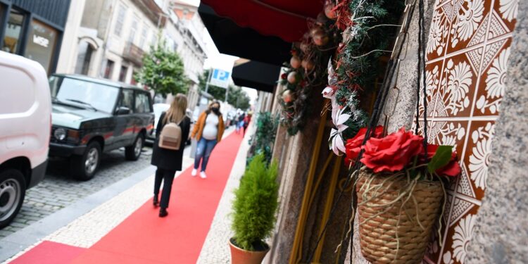 Famalicão lança campanha de Natal para apoiar comércio e restauração