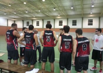 Famabasket desinspirado em Ponte de Lima