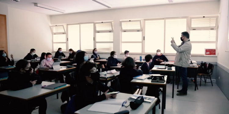 Didáxis com aula de Integrate English