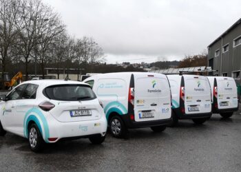 Parque de viaturas do município renova-se com mobilidade elétrica