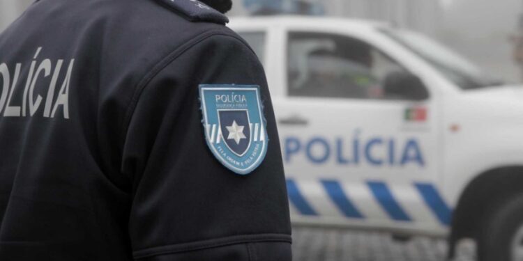 Inquérito após confusão entre PSP e GNR na distribuição de vacinas