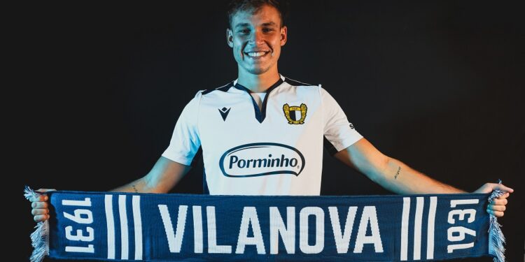 Manuel Ugarte assina por cinco épocas