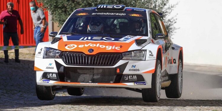 Um furo no objetivo Armindo Araújo foi segundo no Rali do Alto Tâmega.