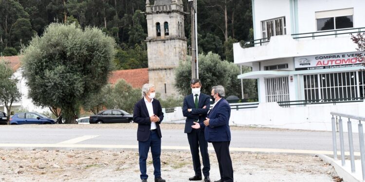 Landim requalifica largo central da freguesia