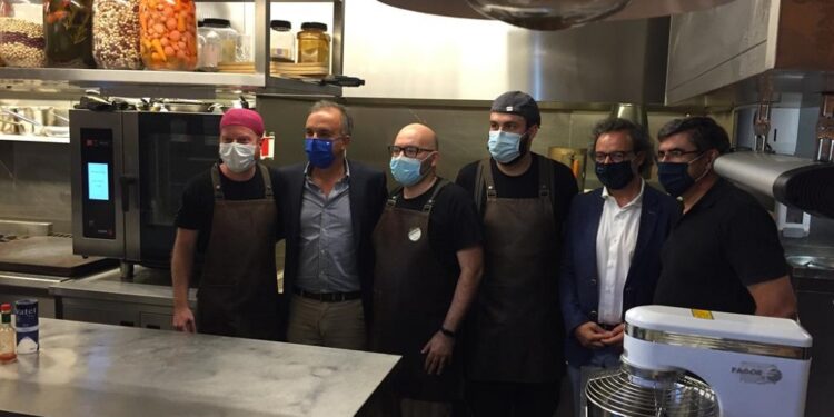 Dias à Mesa Especial Verão são “um bom argumento para atrair turistas a Famalicão”