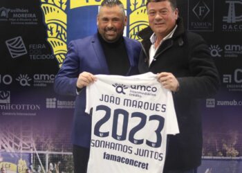 VÍDEO: F. C. FAMALICÃO MANTÉM JOÃO MARQUES NA LIDERANÇA DA EQUIPA FEMININA