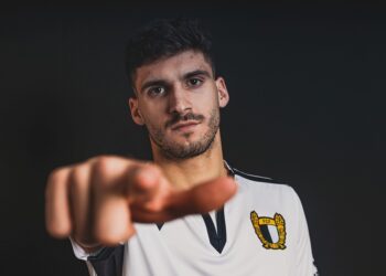 Rúben Vinagre assina pelo FC Famalicão