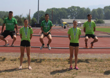 Atletas da Escola Atletismo Rosa Oliveira Campeões Regionais Absolutos