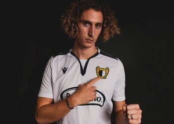 Bozhidar Kraev assina pelo FC Famalicão