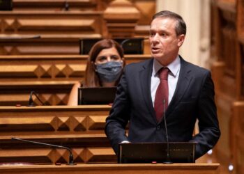 Famalicão de fora dos Projetos-Piloto dos cuidadores informais