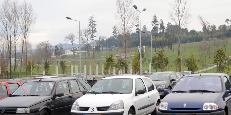 Famalicão com sistema de informação em tempo real para automobilistas e passageiros de autocarros