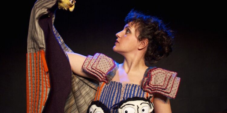 Câmara de Famalicão apoia associações culturais e artistas locais