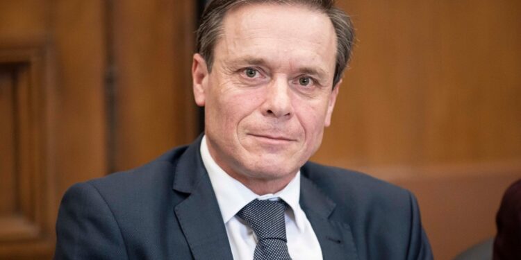 Jorge Paulo Oliveira questiona governo sobre o combate aos incêndios