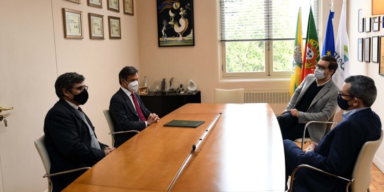 Município de Famalicão estreita relação com Universidade Católica Portuguesa