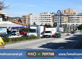 FINALMENTE HÁ OBRA NA AV. 9 JULHO EM FAMALICÃO