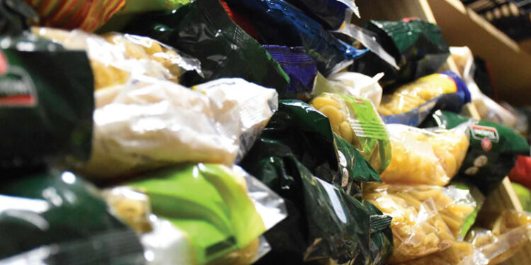 Loja Social promove recolha de alimentos no fim-de-semana