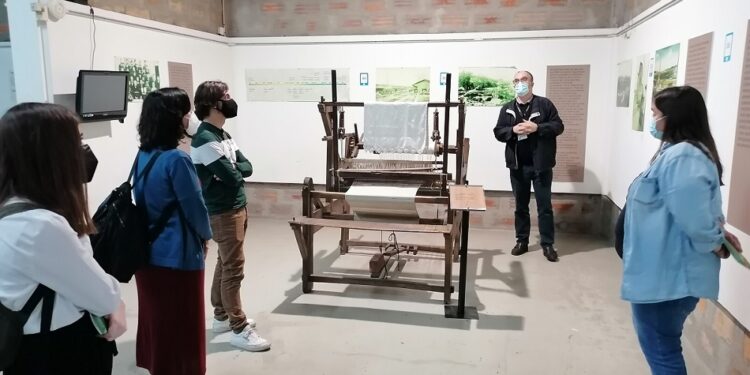 Bloco de Esquerda visita Museu da Indústria Têxtil