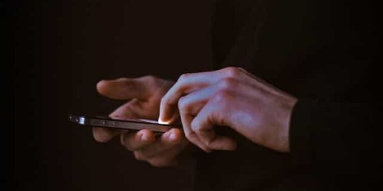 Comunidade chinesa em Portugal recebe aviso das autoridades de Pequim