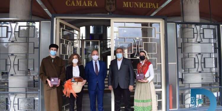 Paulo Cunha recebeu Tradições Pascais de Fradelos e Joane