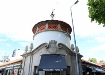 Posto de Turismo de Famalicão instala-se na Praça