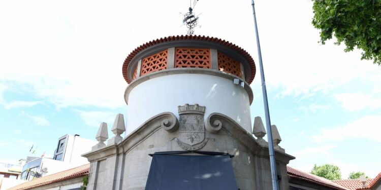 Posto de Turismo de Famalicão instala-se na Praça