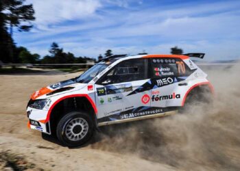 Armindo Araújo inicia ano a vencer