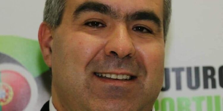 Joaquim Carvalheira e Vítor Pereira vencem eleições para os núcleos do PSD em Nine e Oliveira Santa Maria