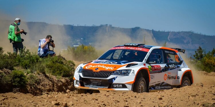 Vitória e liderança no CPR