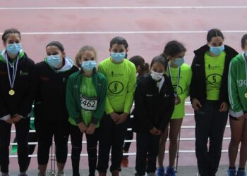 Atletas da Escola Atletismo Rosa Oliveira conquistaram 10 medalhas nos Campeonatos Regionais