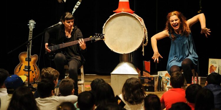 Domingo com teatro para toda a família no Parque da Devesa