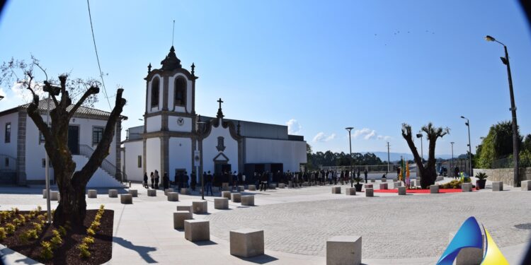 Galeria de fotos – Requalificação do Adro – Gavião