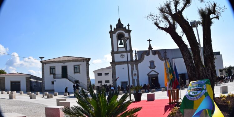 Zona central de Gavião ganha nova imagem com requalificação do adro da Igreja