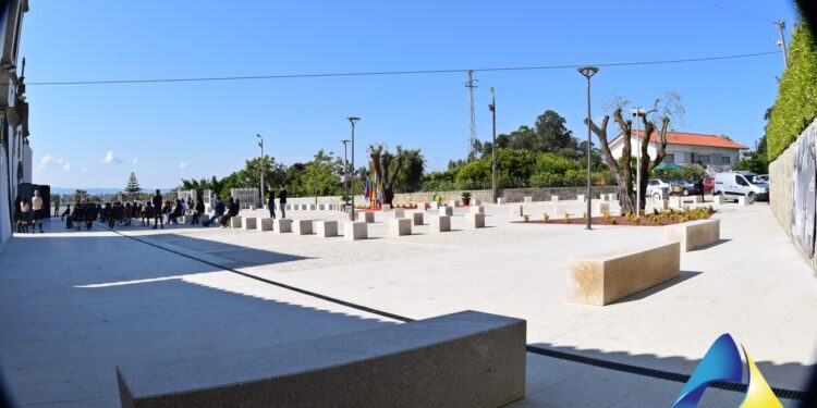 Galeria de fotos – Requalificação do Adro – Gavião