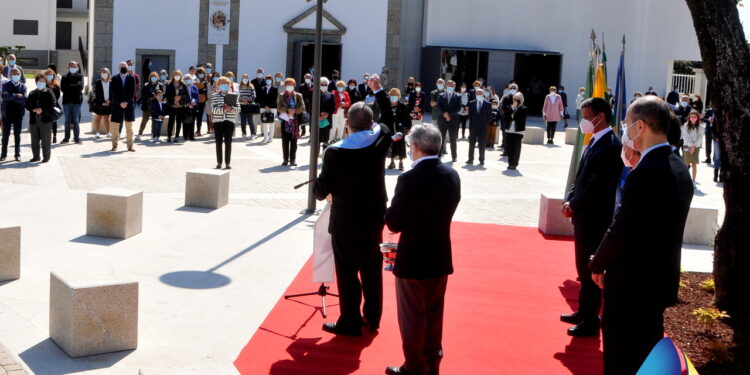 Galeria de fotos – Requalificação do Adro – Gavião