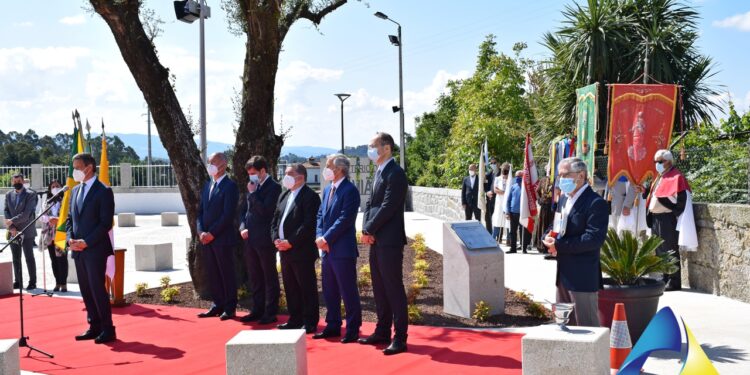 Galeria de fotos – Requalificação do Adro – Gavião