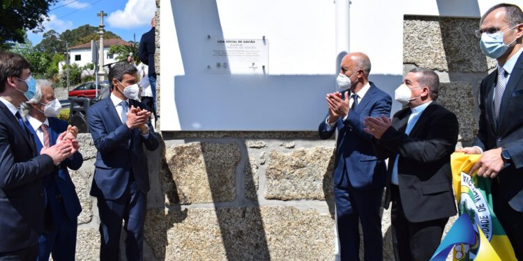 Galeria de fotos – Requalificação do Adro – Gavião