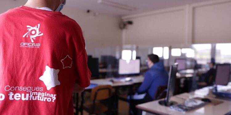 OFICINA promoveu Dia Aberto aos novos alunos