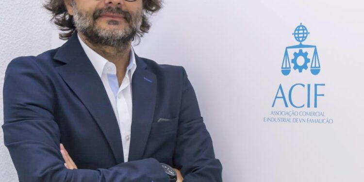 Presidente da ACIF nas “Quartas na Sede” desta semana