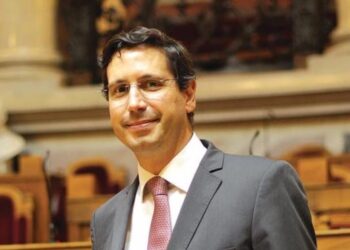 Deputado Nuno Sá na comissão eventual de revisão constitucional