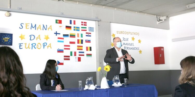 Solidariedade e partilha na UE são decisivas para vencer desafios globais