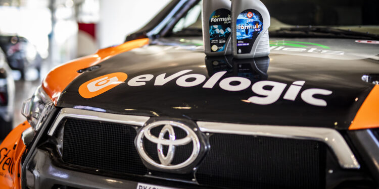 Tiago Reis na Baja TT Montes Alentejanos com Toyota Hilux v8 Overdrive