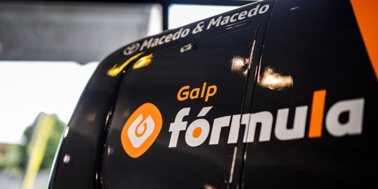 Tiago Reis na Baja TT Montes Alentejanos com Toyota Hilux v8 Overdrive