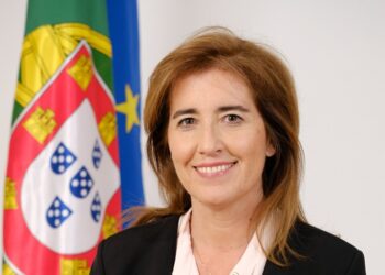 Governo quer manter teletrabalho obrigatório até final de maio