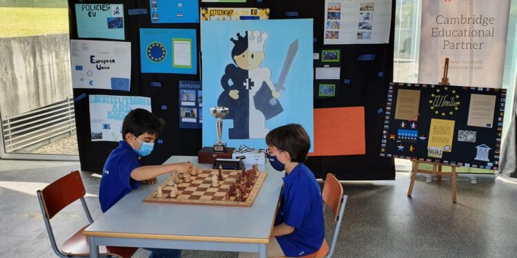 Colégio do Ave vive um dia de pleno xadrez