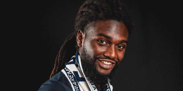 David Tavares assina por cinco anos